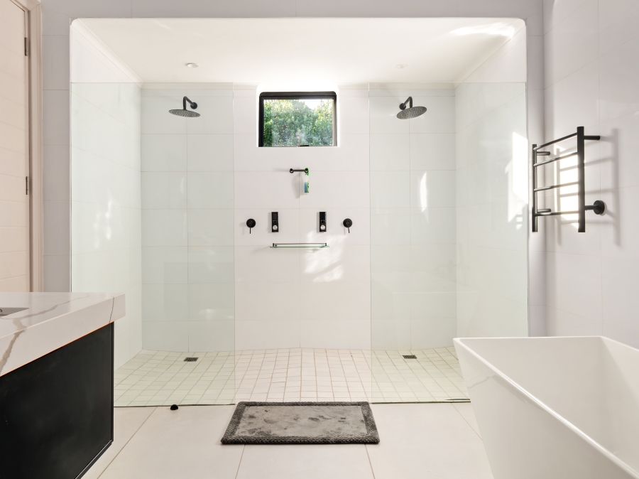 5 Bedroom Property for Sale in Pezula Private Estate Western Cape